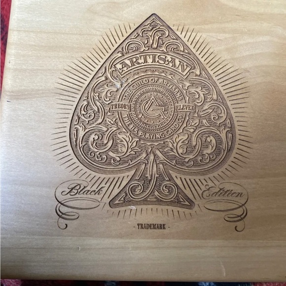 Theory 11 Artisan 4 deck Playing Cards Limited Edition Box Set - Picture 3 of 6